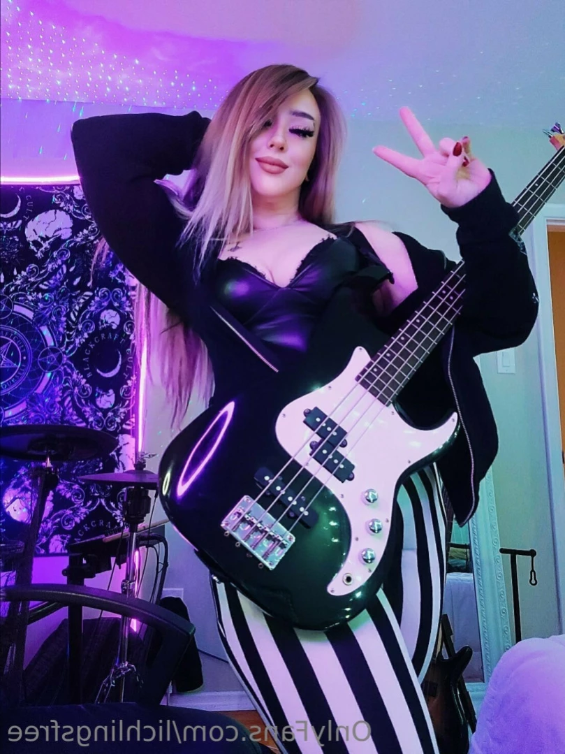 Lichlings FREE🖤🔞💋 [ lichlingsfree ] Onlyfans leaked photo 11149344 on Hotleaks.tv