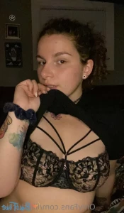 18638329