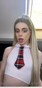 5629726