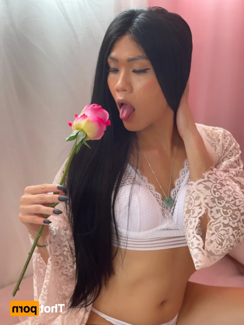 ASIAN GODDESS😍💦 SEXT WITH ME? [ lilyuw888 ] Onlyfans leaked photo 11151245 on Hotleaks.tv
