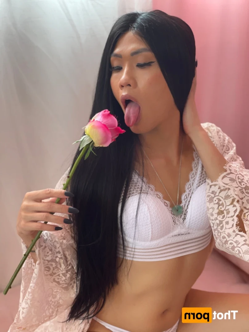 ASIAN GODDESS😍💦 SEXT WITH ME? [ lilyuw888 ] Onlyfans leaked photo 13216142 on Hotleaks.tv