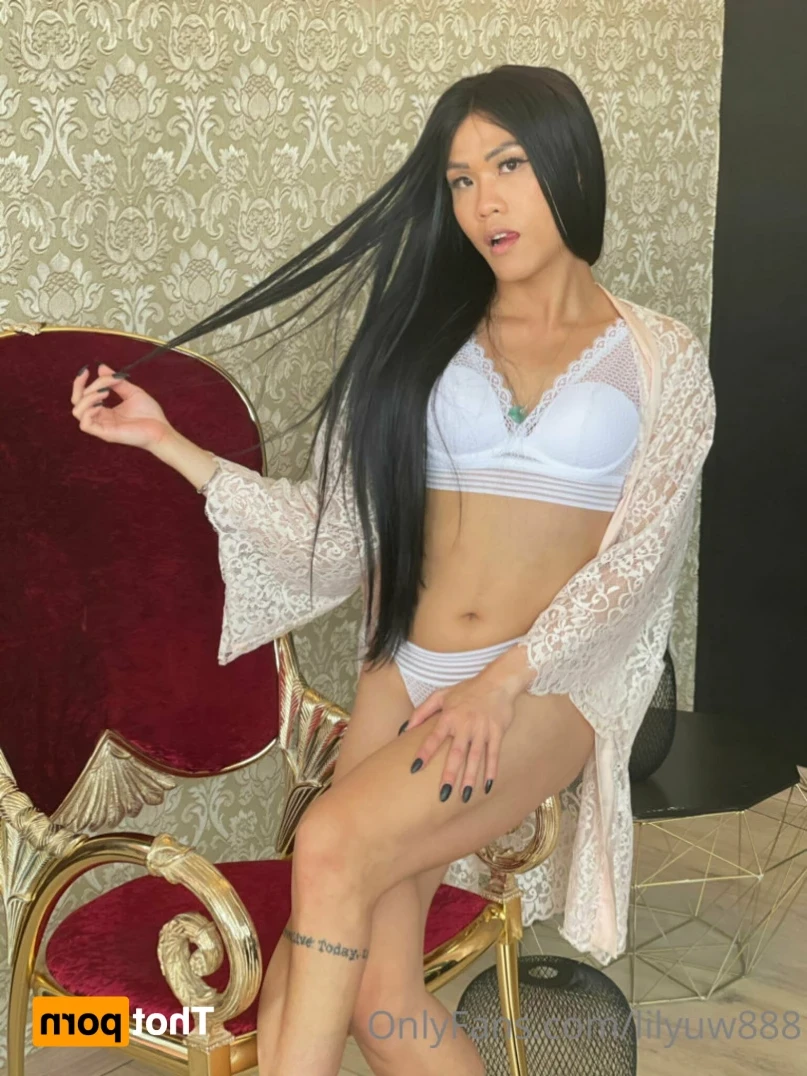 ASIAN GODDESS😍💦 SEXT WITH ME? [ lilyuw888 ] Onlyfans leaked photo 15846182 on Hotleaks.tv