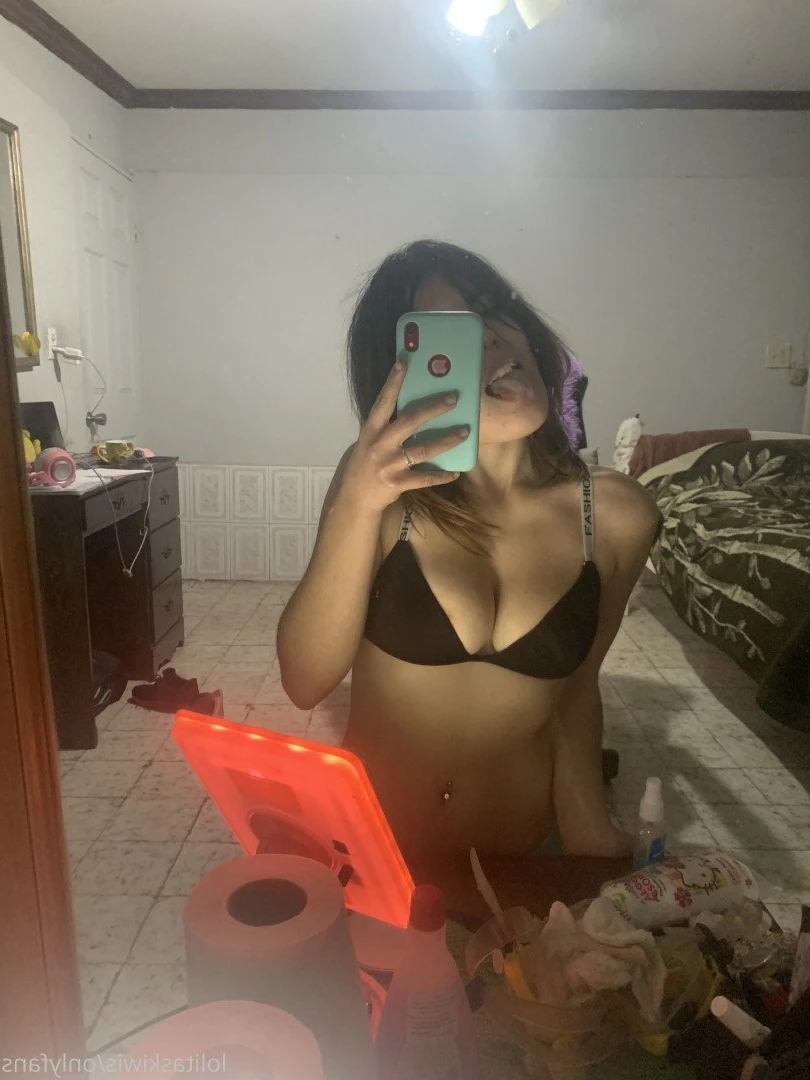 lolitakiwis Onlyfans leaked photo 5135854 on Hotleaks.tv