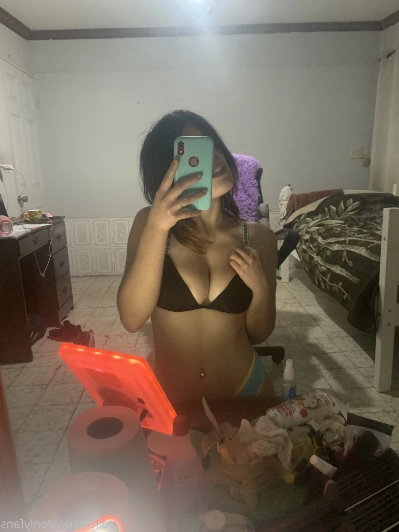 lolitakiwis Onlyfans leaked photo 5135865 on Hotleaks.tv