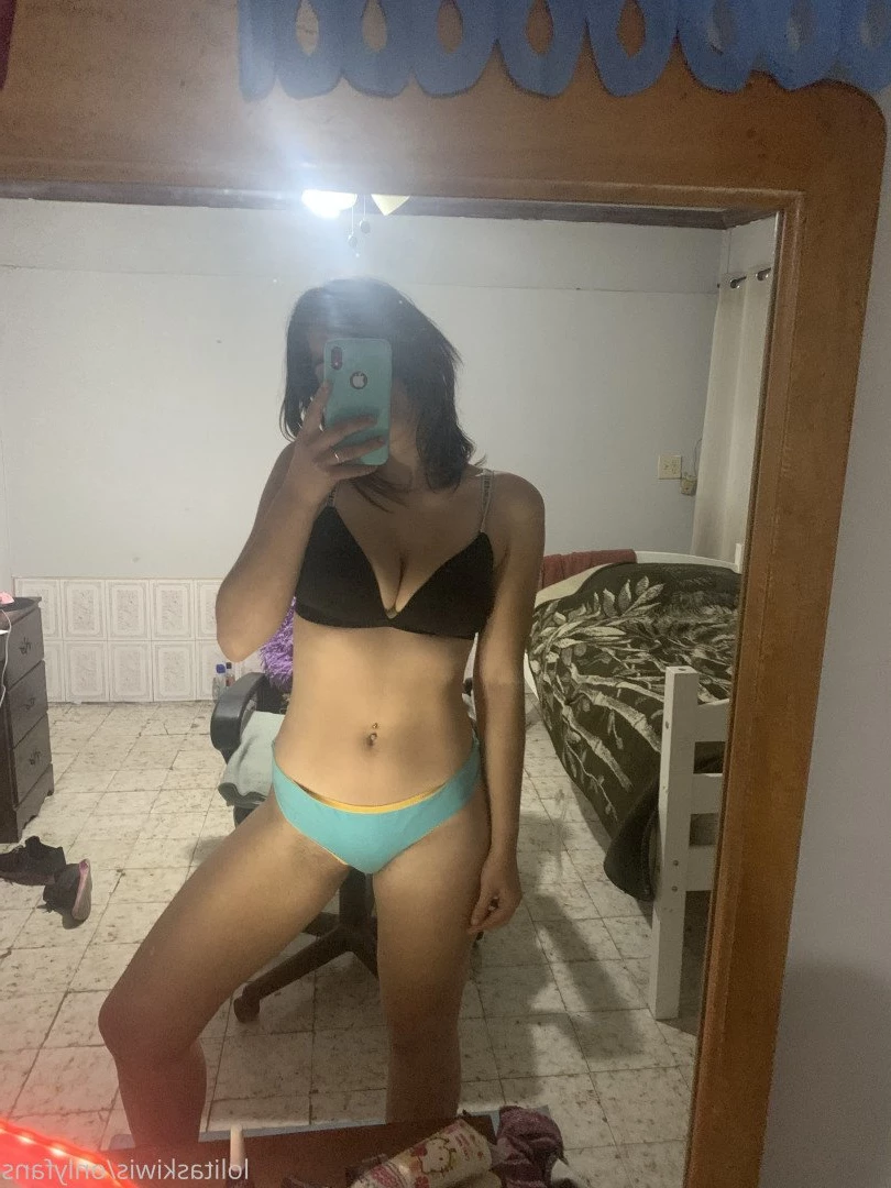 lolitakiwis Onlyfans leaked photo 5135915 on Hotleaks.tv