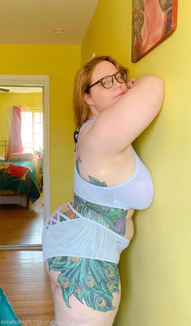 princess with fat 🍑👸🏼 [ magicalgirlceleste ] Onlyfans leaked photo 5356456 on Hotleaks.tv