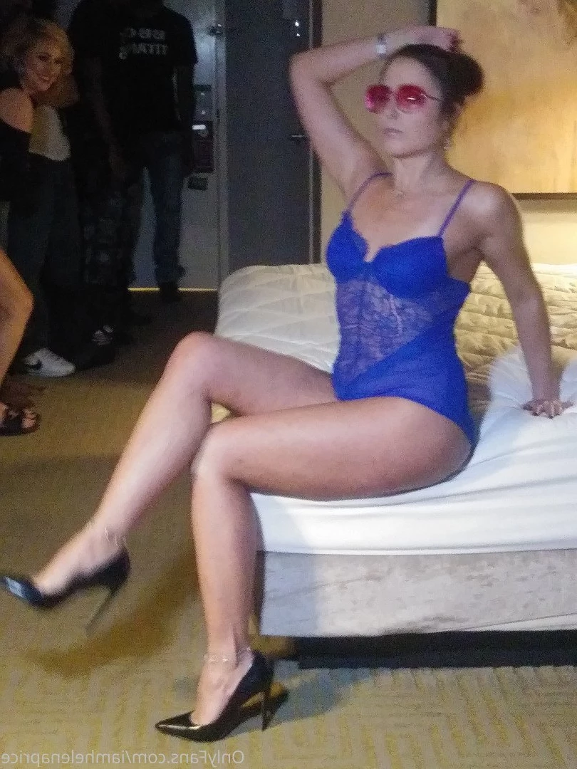 🔞🍑🦋Helena Price🦋🍑🔞 [ iamhelenaprice ] Onlyfans leaked photo 499175 on Hotleaks.tv