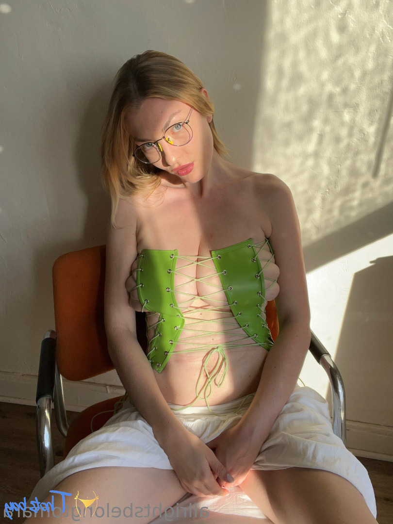 Mara [ maralinren ] Onlyfans leaked photo 18393103 on Hotleaks.tv