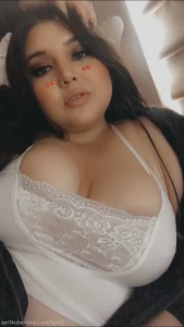 15739744