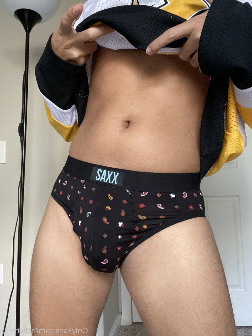 u8707910 [ nsfwtwinx ] Onlyfans leaked photo 5280605 on Hotleaks.tv