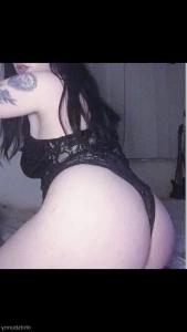 5329925