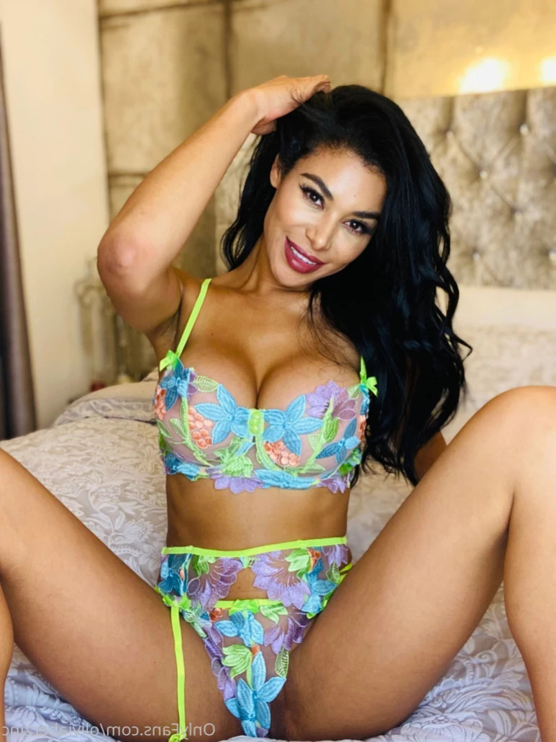 Olivia Berzinc [ oliviaberzinc ] Onlyfans leaked photo 11352701 on Hotleaks.tv