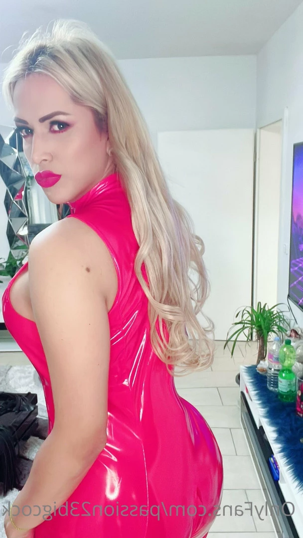 Eileen Villamizar [ passion23bigcock ] Onlyfans leaked photo 5531613 on Hotleaks.tv