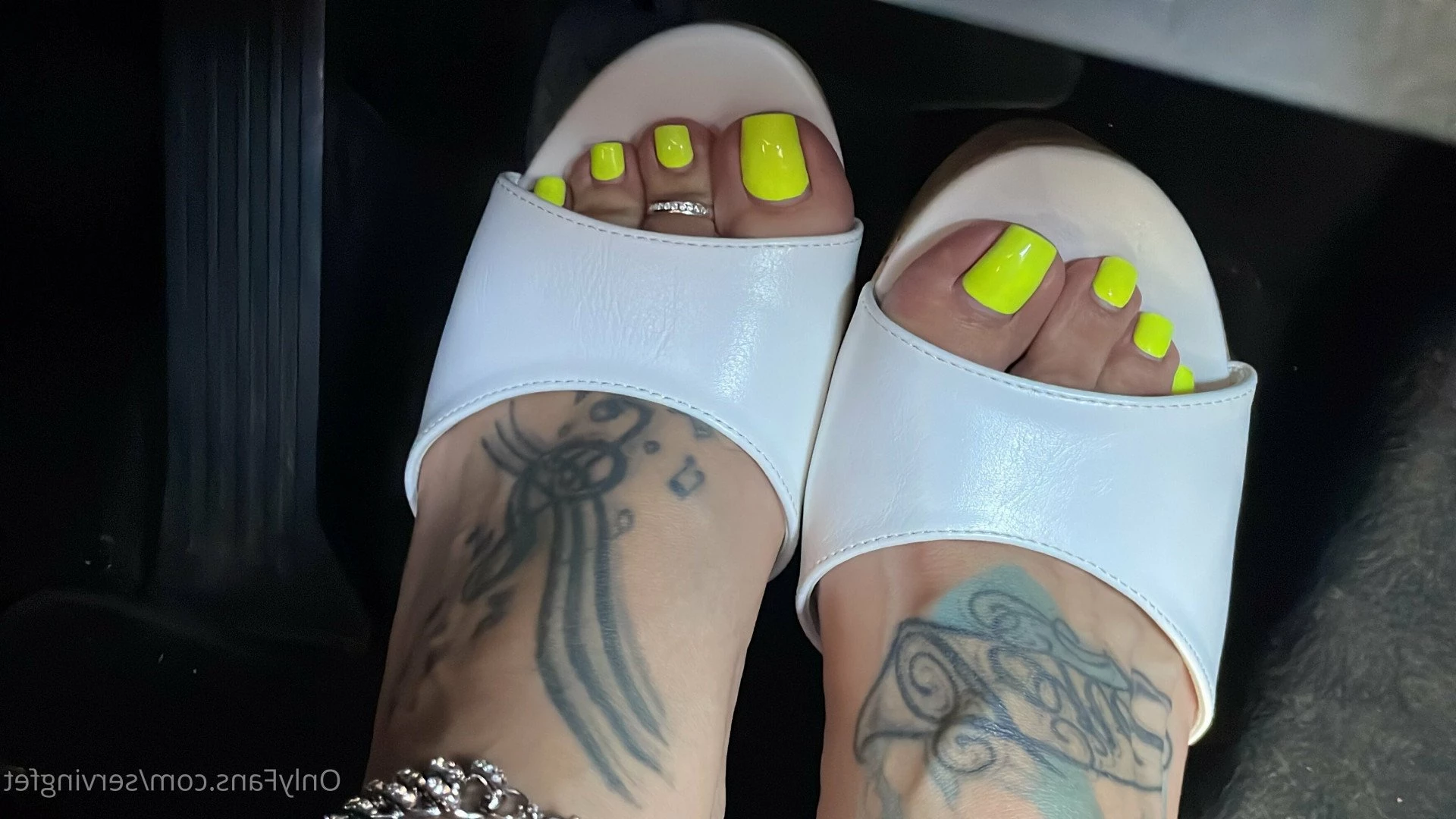 SERVINGBAREFEET [ servingfet ] Onlyfans leaked photo 5042697 on Hotleaks.tv