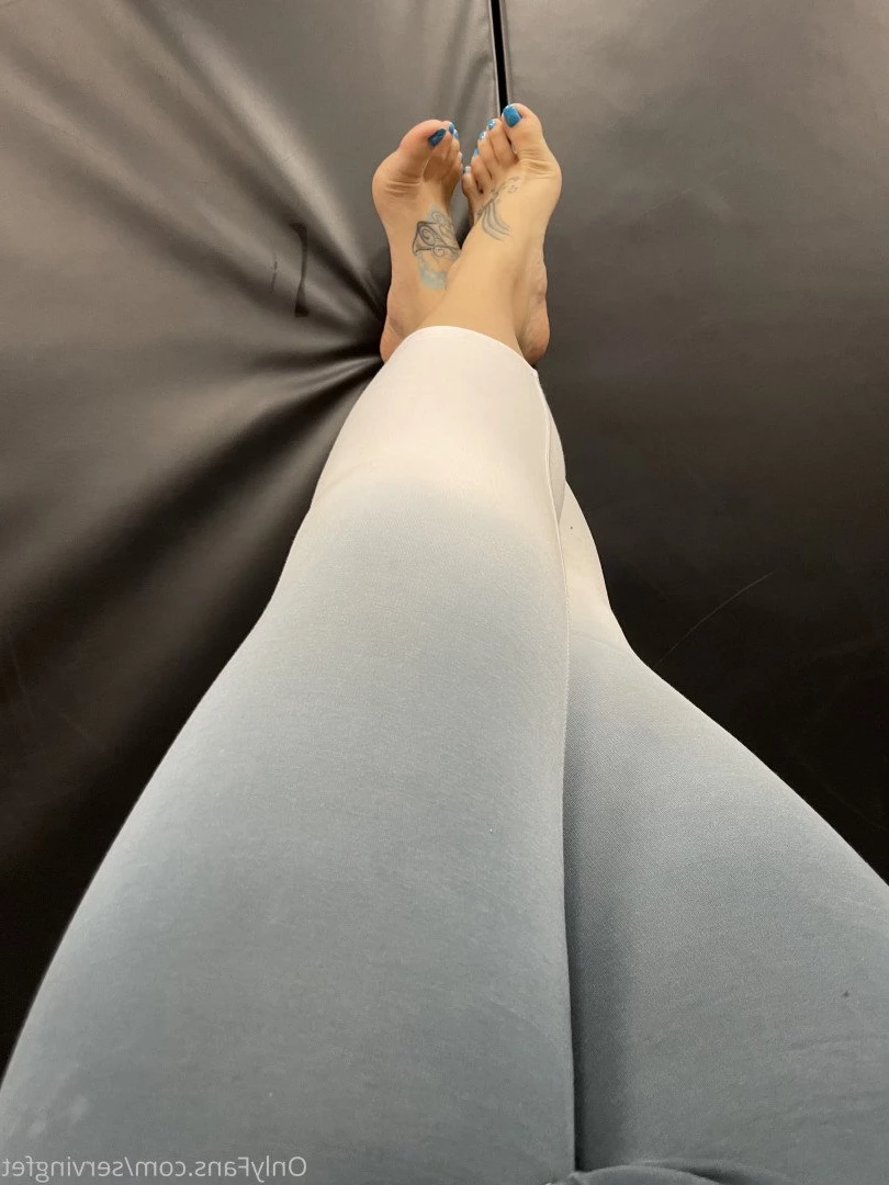SERVINGBAREFEET [ servingfet ] Onlyfans leaked photo 5048195 on Hotleaks.tv