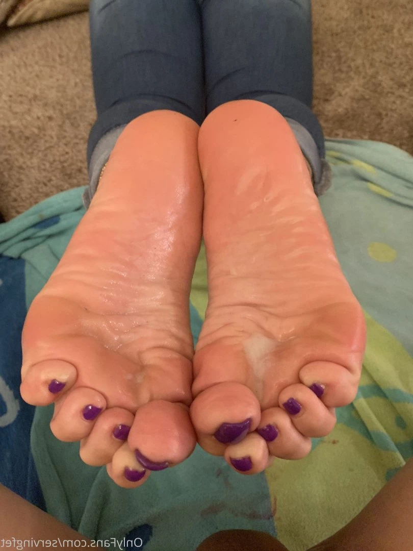 SERVINGBAREFEET [ servingfet ] Onlyfans leaked photo 5048947 on Hotleaks.tv