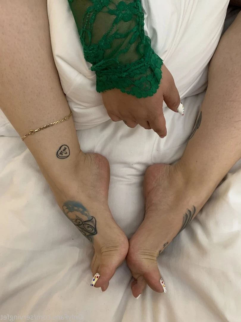SERVINGBAREFEET [ servingfet ] Onlyfans leaked photo 5074689 on Hotleaks.tv