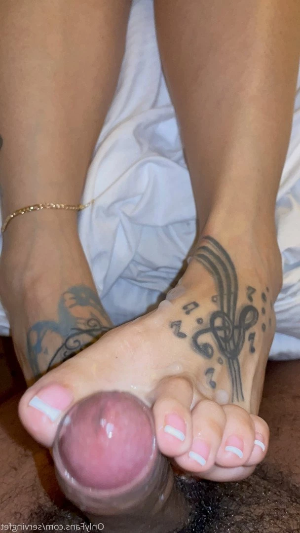 SERVINGBAREFEET [ servingfet ] Onlyfans leaked photo 5076568 on Hotleaks.tv