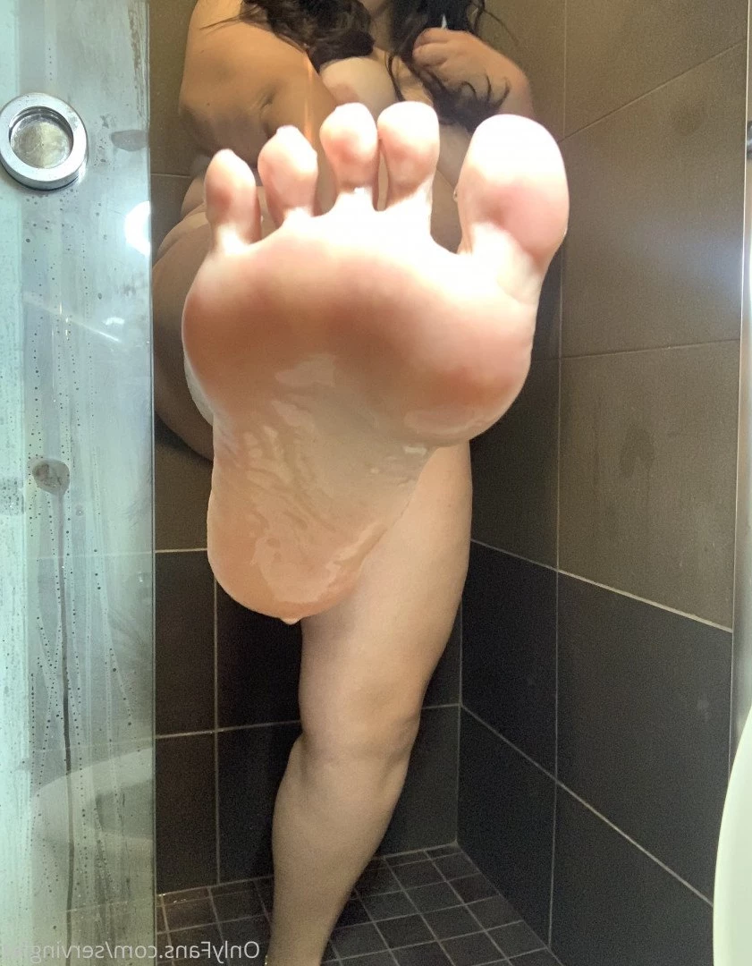 SERVINGBAREFEET [ servingfet ] Onlyfans leaked photo 5093436 on Hotleaks.tv
