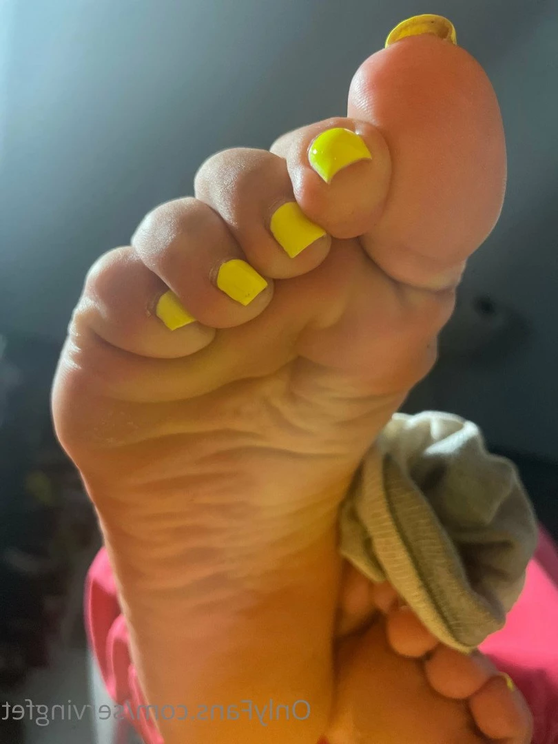 SERVINGBAREFEET [ servingfet ] Onlyfans leaked photo 5096462 on Hotleaks.tv