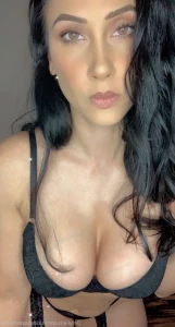 4976374
