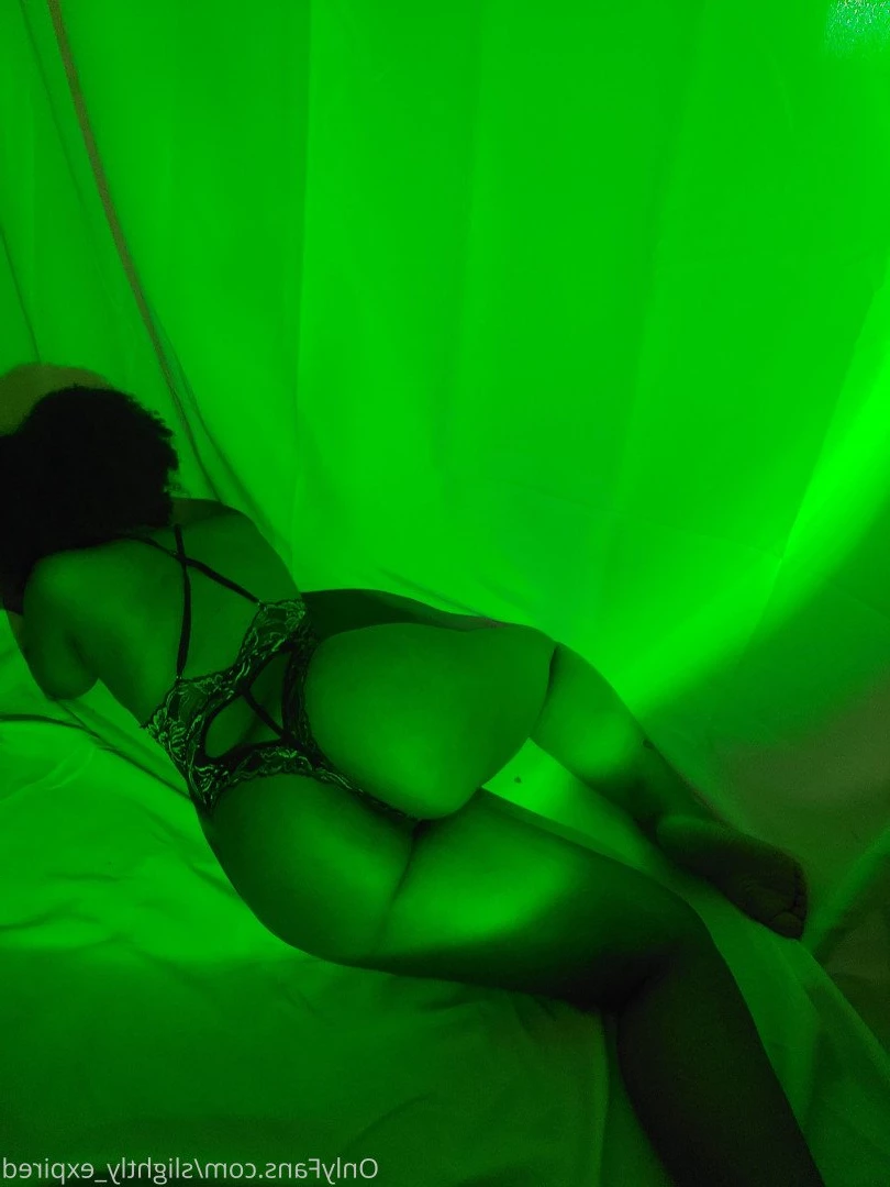 slightly expired [ slightly_expired ] Onlyfans leaked photo 5018661 on Hotleaks.tv