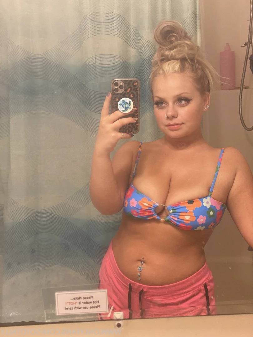 Alina [ sototally ] Onlyfans leaked photo 4936346 on Hotleaks.tv