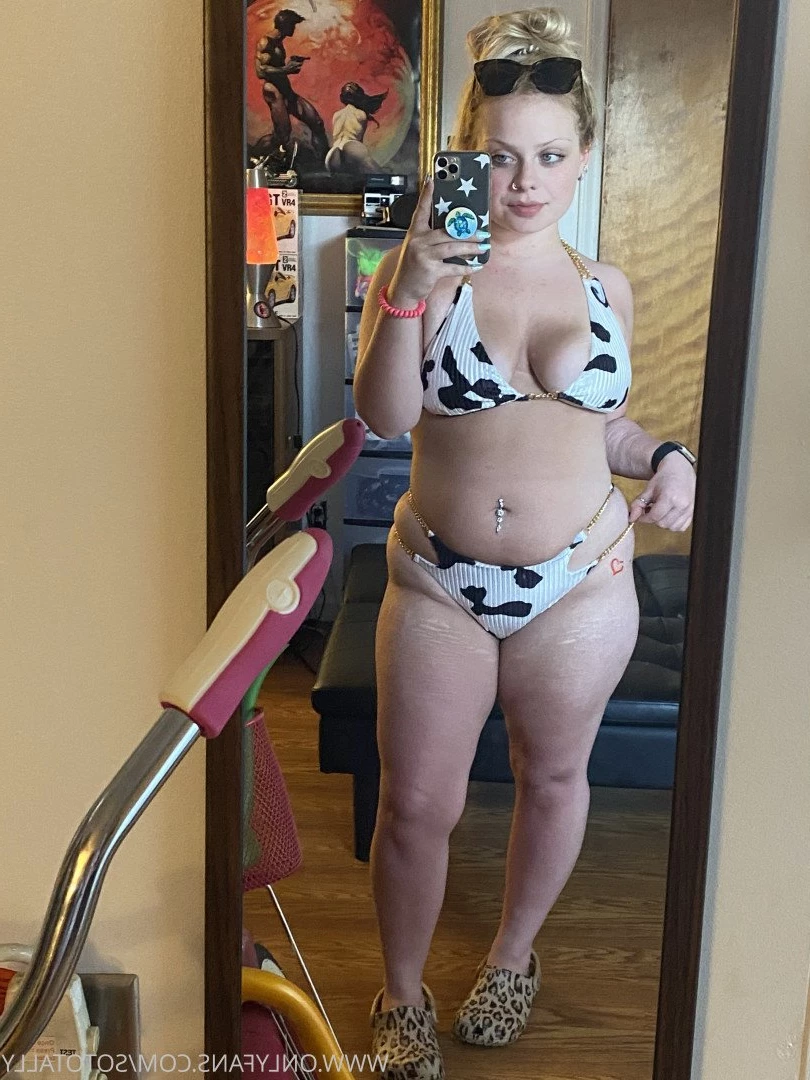 Alina [ sototally ] Onlyfans leaked photo 4936994 on Hotleaks.tv