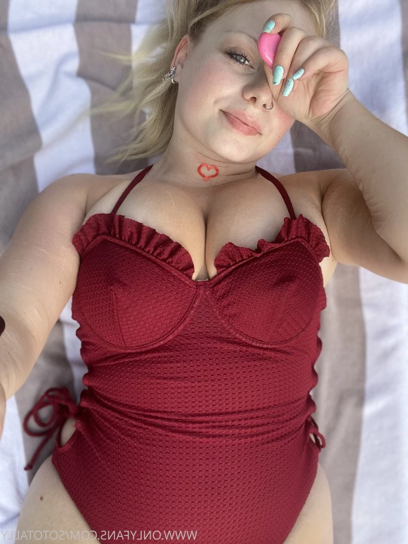 Alina [ sototally ] Onlyfans leaked photo 4937242 on Hotleaks.tv