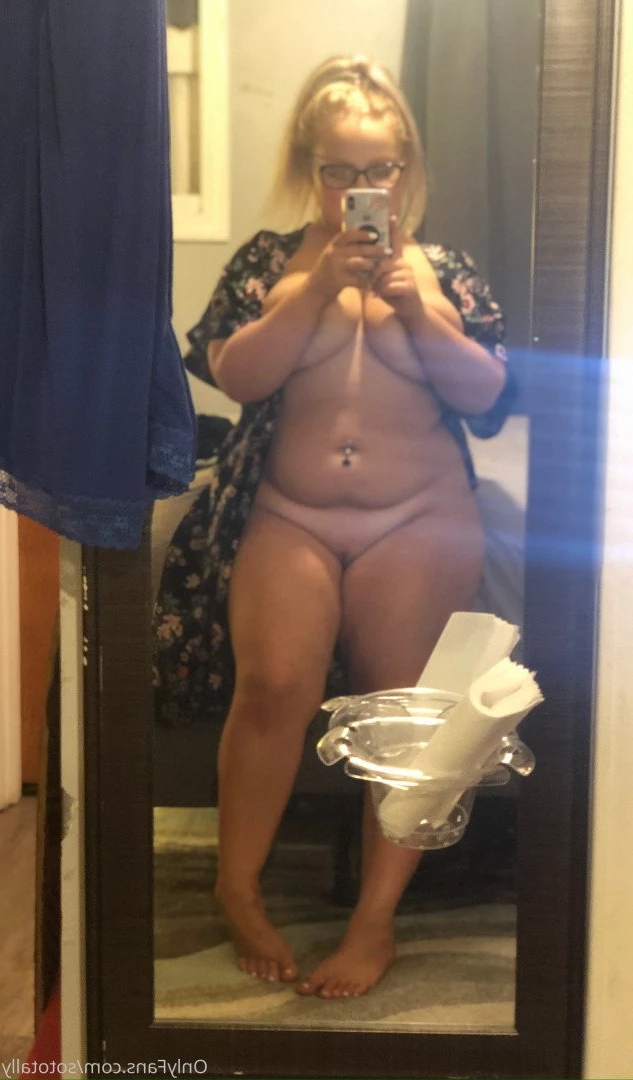 Alina [ sototally ] Onlyfans leaked photo 4937845 on Hotleaks.tv