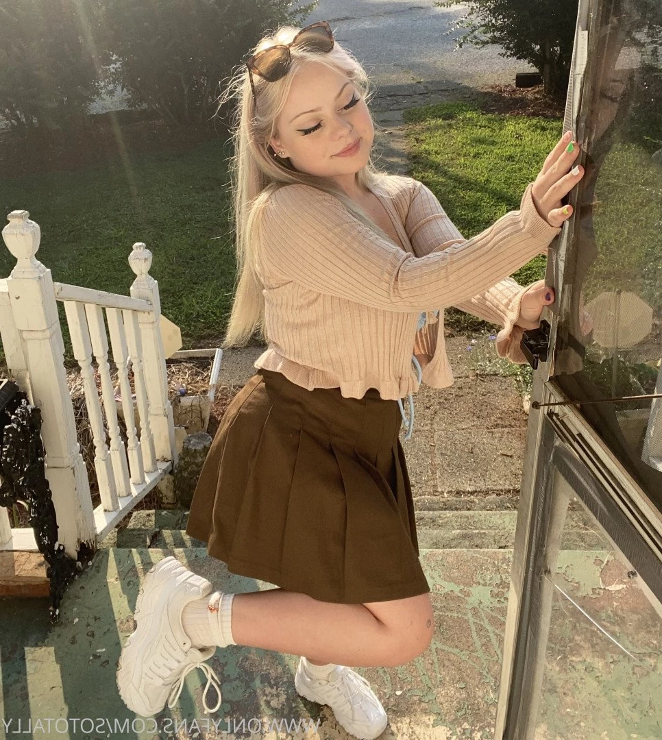 Alina [ sototally ] Onlyfans leaked photo 4937959 on Hotleaks.tv