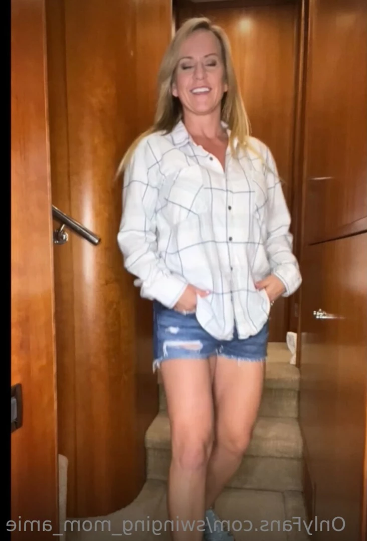 Swinger Step Mom [ swinging_mom_amie ] Onlyfans leaked photo 11102040 on Hotleaks.tv
