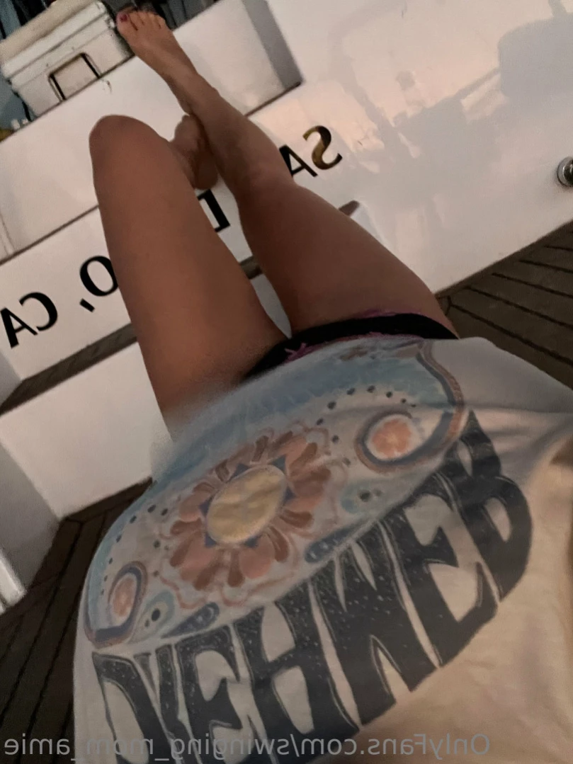 Swinger Step Mom [ swinging_mom_amie ] Onlyfans leaked photo 11102104 on Hotleaks.tv