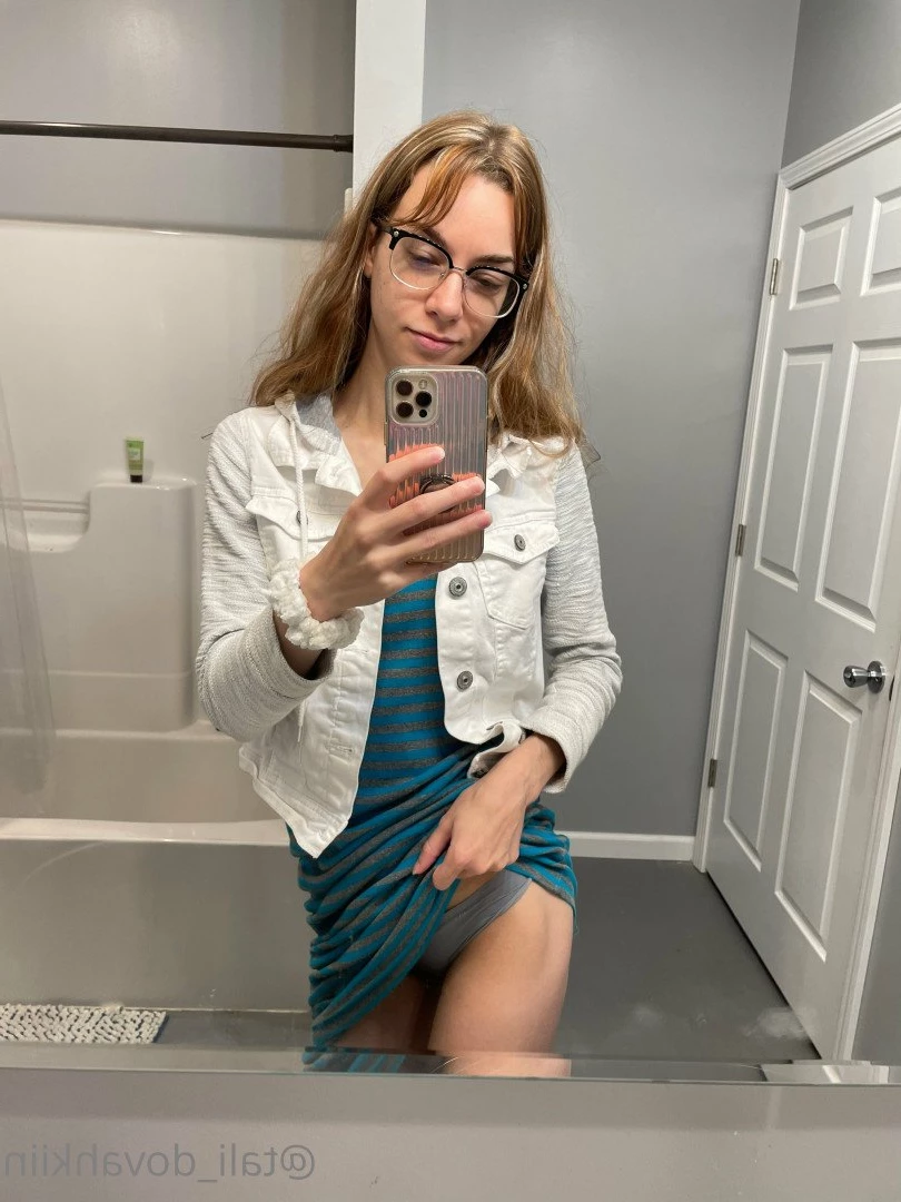 Tali Dova [ tali_dovahkiin ] Onlyfans leaked photo 4959368 on Hotleaks.tv