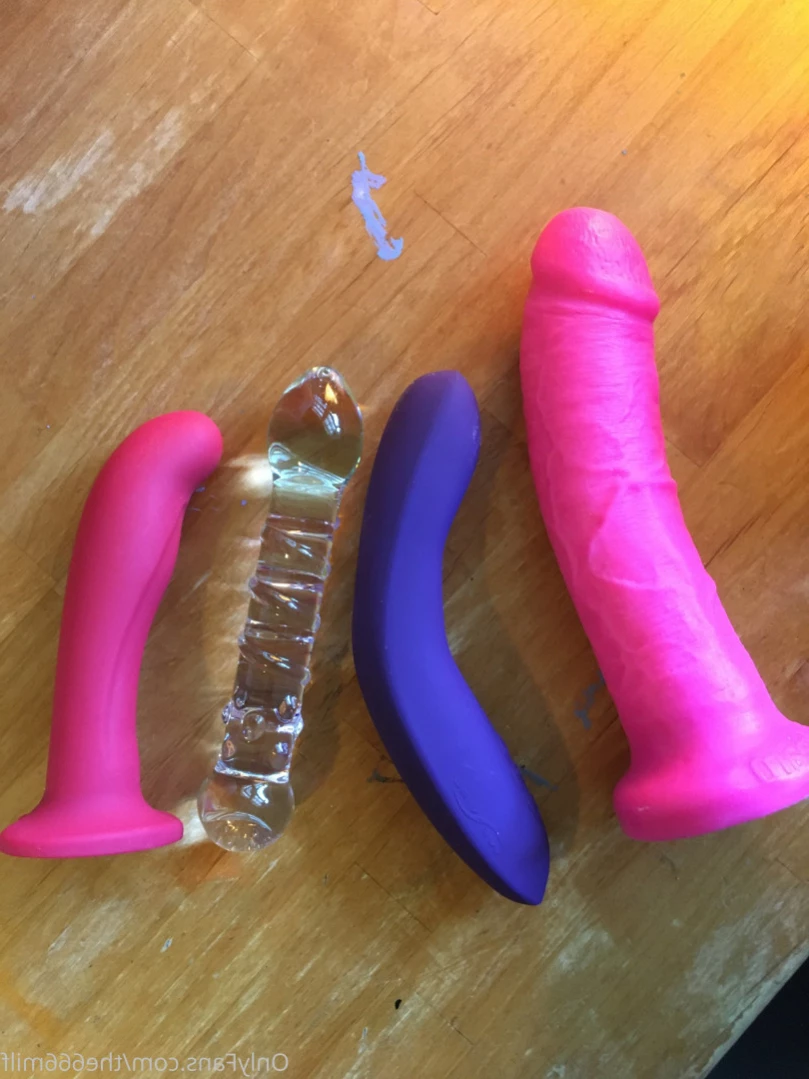 Paris Bush ♡BUTT STUFF 🍑🍩 [ parisbush ] Onlyfans leaked photo 11101691 on Hotleaks.tv
