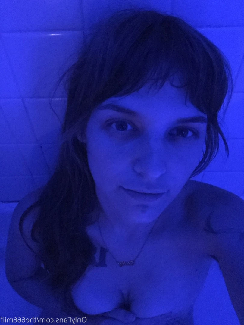 Paris Bush ♡BUTT STUFF 🍑🍩 [ parisbush ] Onlyfans leaked photo 11101716 on Hotleaks.tv