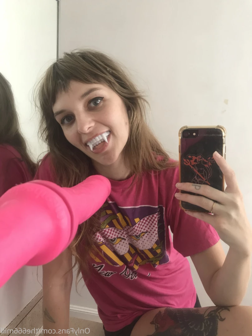 Paris Bush ♡BUTT STUFF 🍑🍩 [ parisbush ] Onlyfans leaked photo 14609831 on Hotleaks.tv