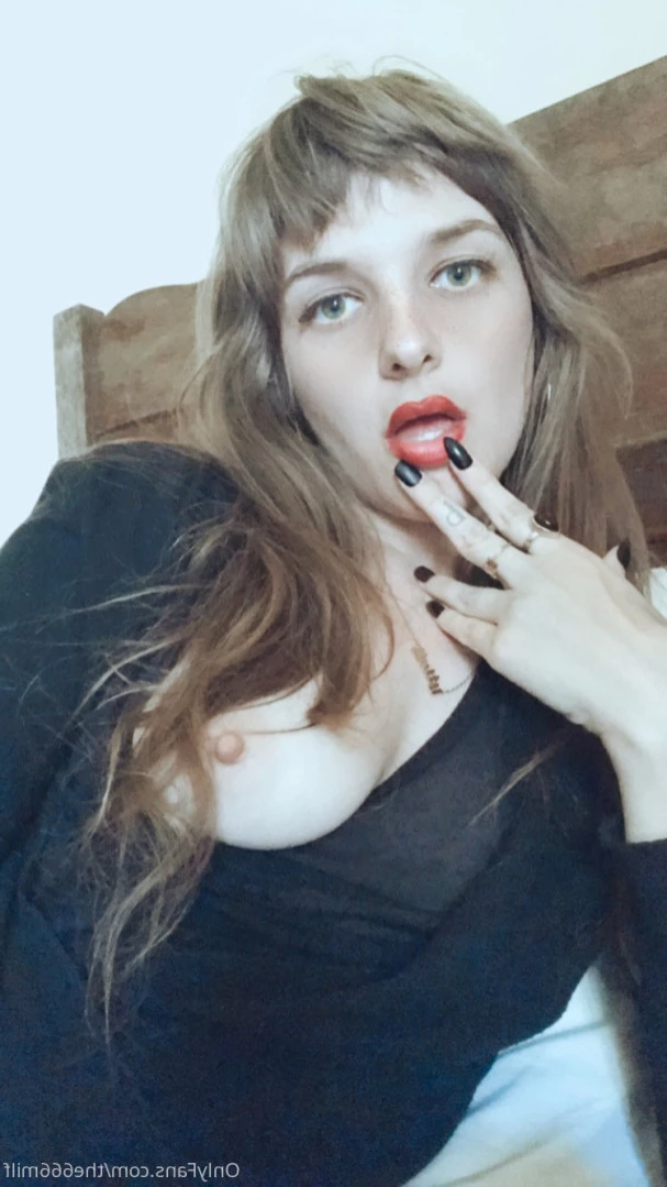 Paris Bush ♡BUTT STUFF 🍑🍩 [ parisbush ] Onlyfans leaked photo 15111345 on Hotleaks.tv