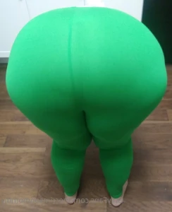 4863492