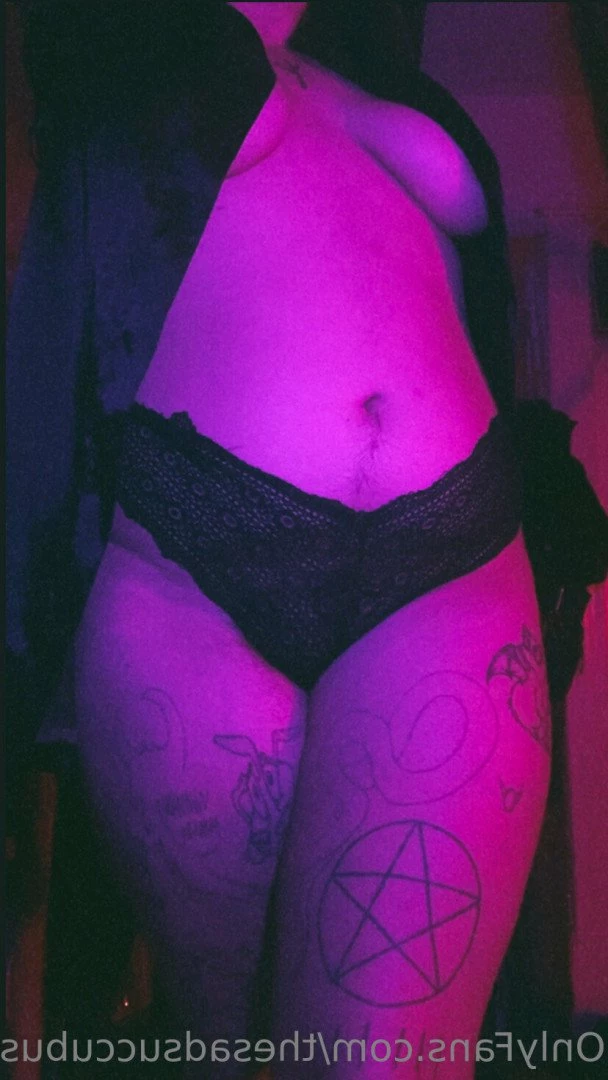 DΣMӨПΣƧƧ [ thesadsuccubus ] Onlyfans leaked photo 5248465 on Hotleaks.tv
