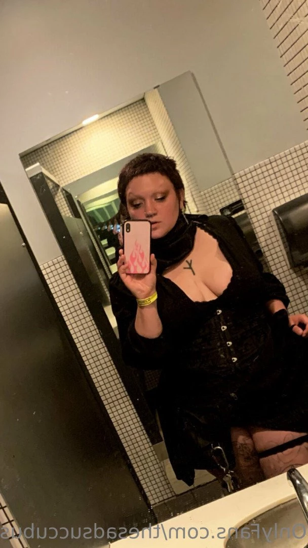 DΣMӨПΣƧƧ [ thesadsuccubus ] Onlyfans leaked photo 5248577 on Hotleaks.tv