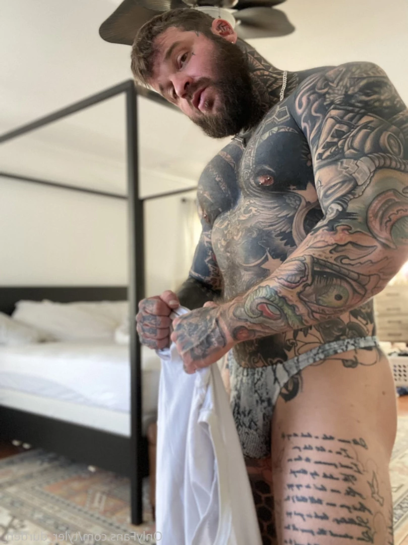 Durden [ tyler_durden_ ] Onlyfans leaked photo 14132952 on Hotleaks.tv