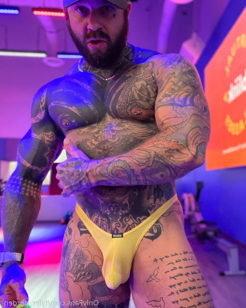 Durden [ tyler_durden_ ] Onlyfans leaked photo 14977441 on Hotleaks.tv