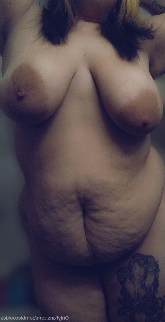 Zₒₘbᵢₑ Cₒₒₖᵢₑₛ [ zombiecookies ] Onlyfans leaked photo 4748587 on Hotleaks.tv