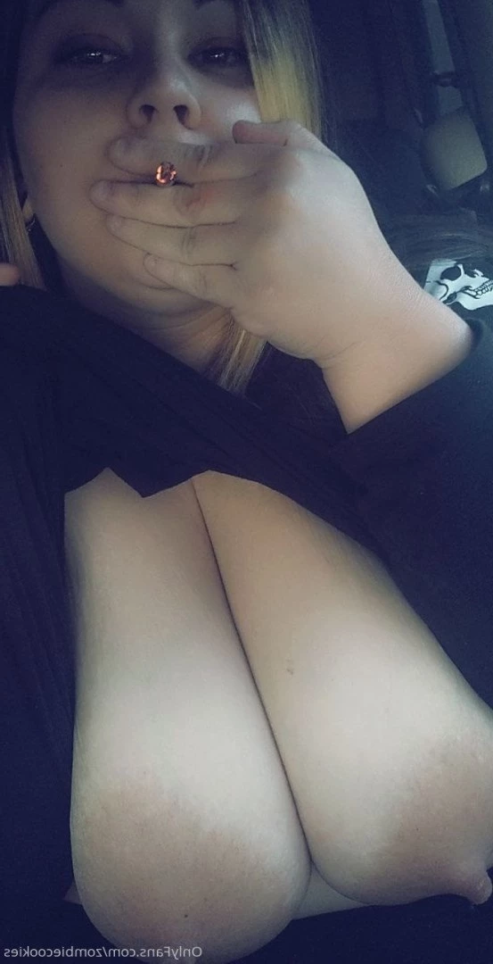Zₒₘbᵢₑ Cₒₒₖᵢₑₛ [ zombiecookies ] Onlyfans leaked photo 4748611 on Hotleaks.tv