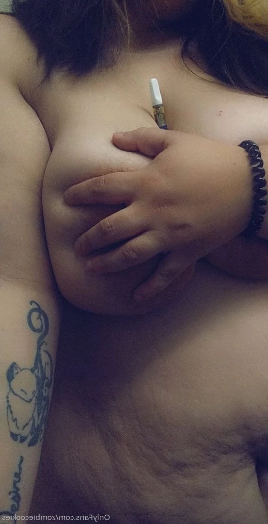 Zₒₘbᵢₑ Cₒₒₖᵢₑₛ [ zombiecookies ] Onlyfans leaked photo 4748931 on Hotleaks.tv