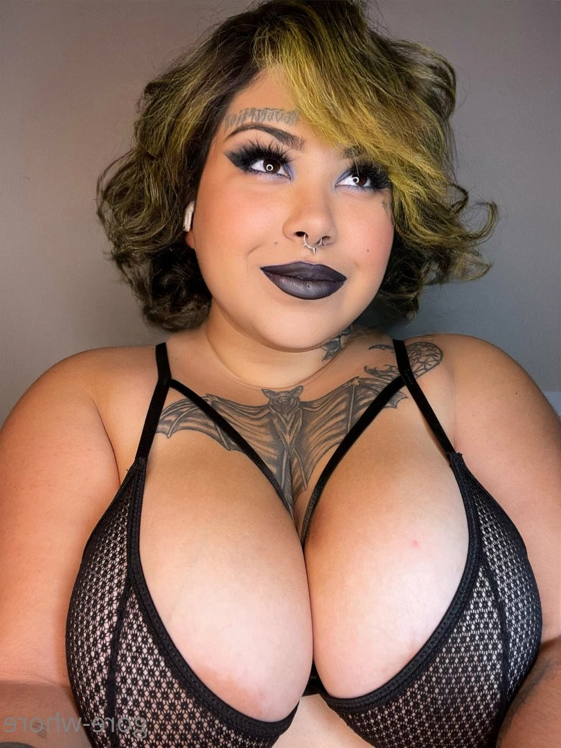 𝐆𝐨𝐭𝐡 𝐒𝐥𝐮𝐭 🖤 [ gore-whore ] Onlyfans leaked photo 4736789 on Hotleaks.tv