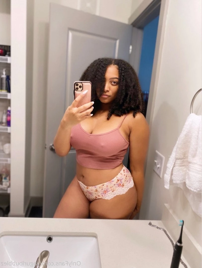 Queen Bubbz [ yagurlbubblez ] Onlyfans leaked photo 4698249 on Hotleaks.tv