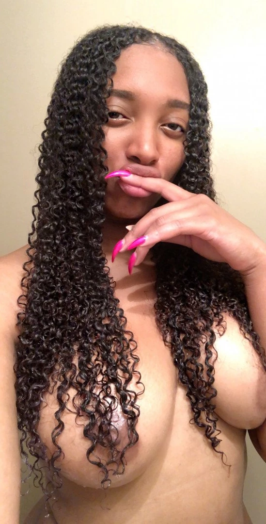 Queen Bubbz [ yagurlbubblez ] Onlyfans leaked photo 4699476 on Hotleaks.tv