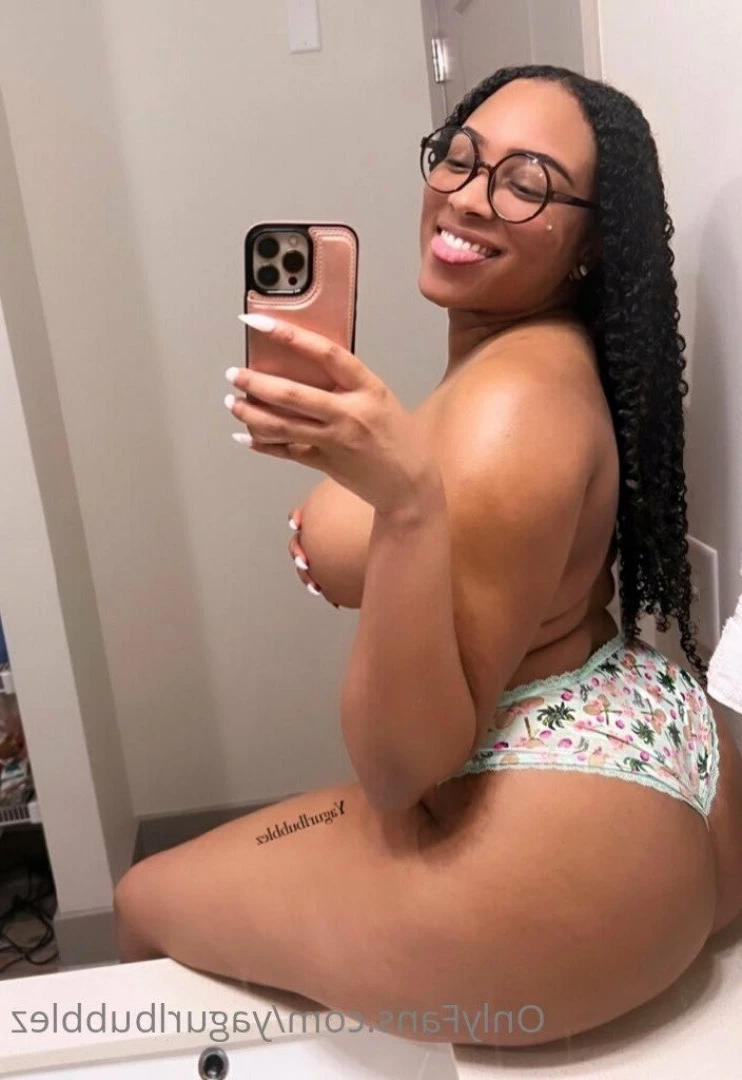 Queen Bubbz [ yagurlbubblez ] Onlyfans leaked photo 4699528 on Hotleaks.tv